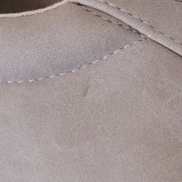 Express Womens Lace Up Sneaker Gray Low Top Round Toe Flat Heel 11 - Picture 10 of 10